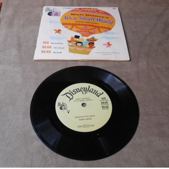 Disneyland Record & Book Lot: It's A Small World and Winnie the Pooh - Picture 15 of 16